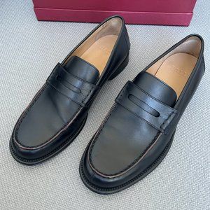 EUC Mens Bally Black Leather Loafers Size 9